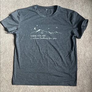 ACOTAR Gray Graphic T-Shirt